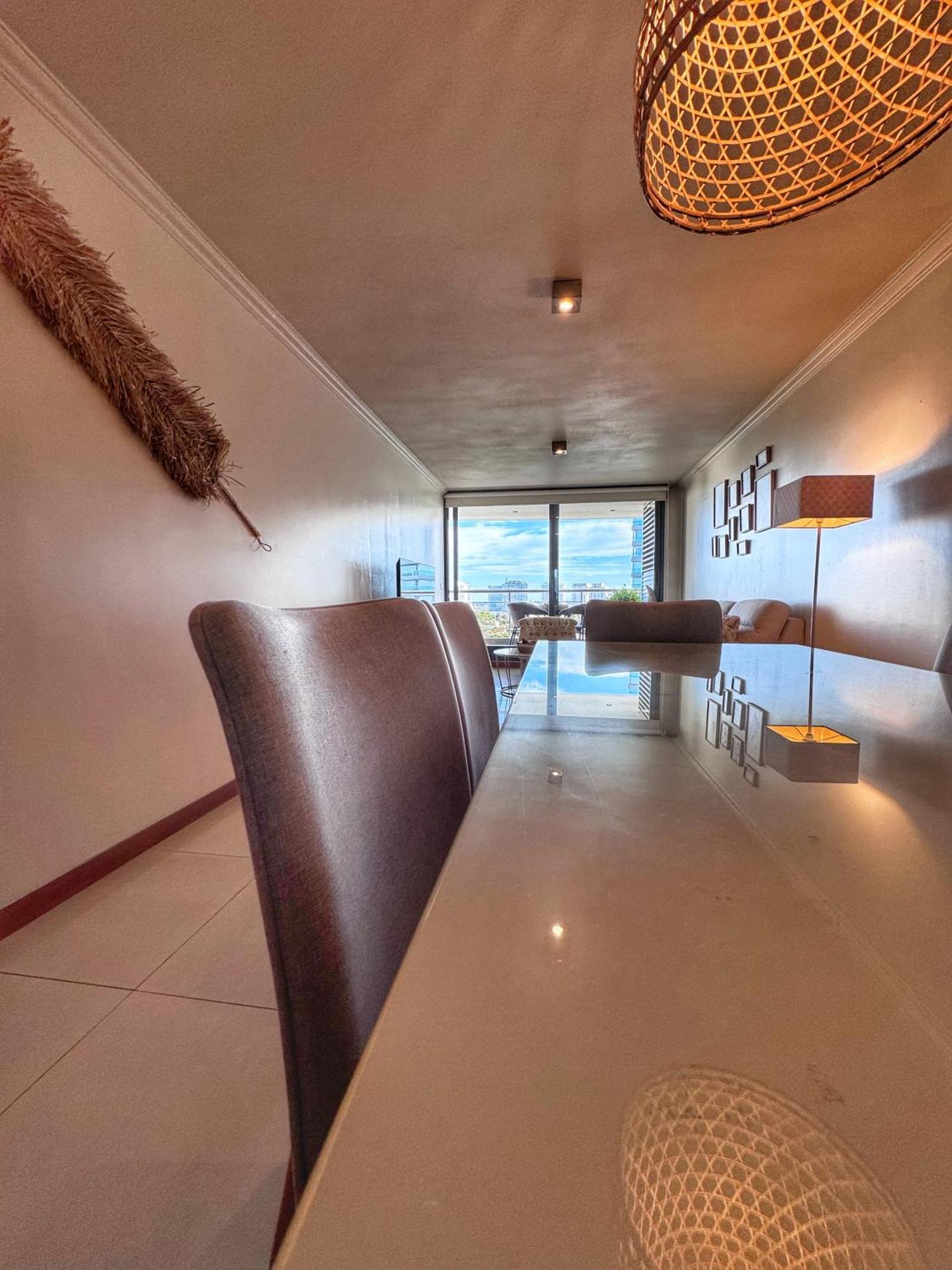 Apartamentos Torre Tressesenta Punta del Este Ruang foto